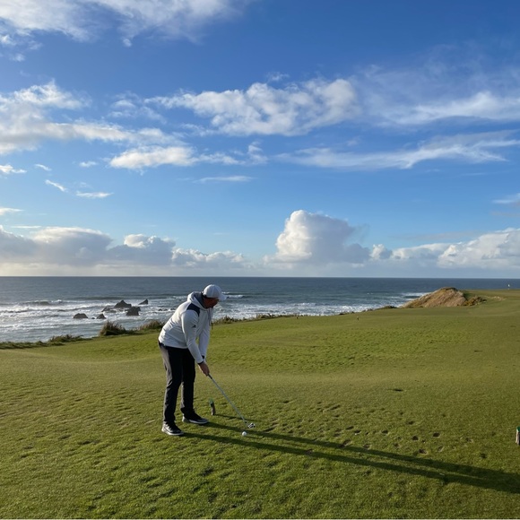 Meet your Posher, Wes - Picture 1 of 1